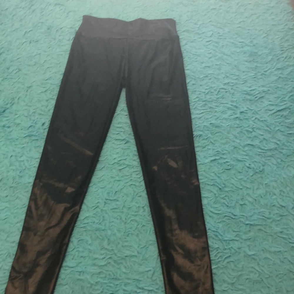 Black leggings